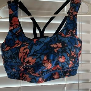 Lululemon size 4 printed sports bra